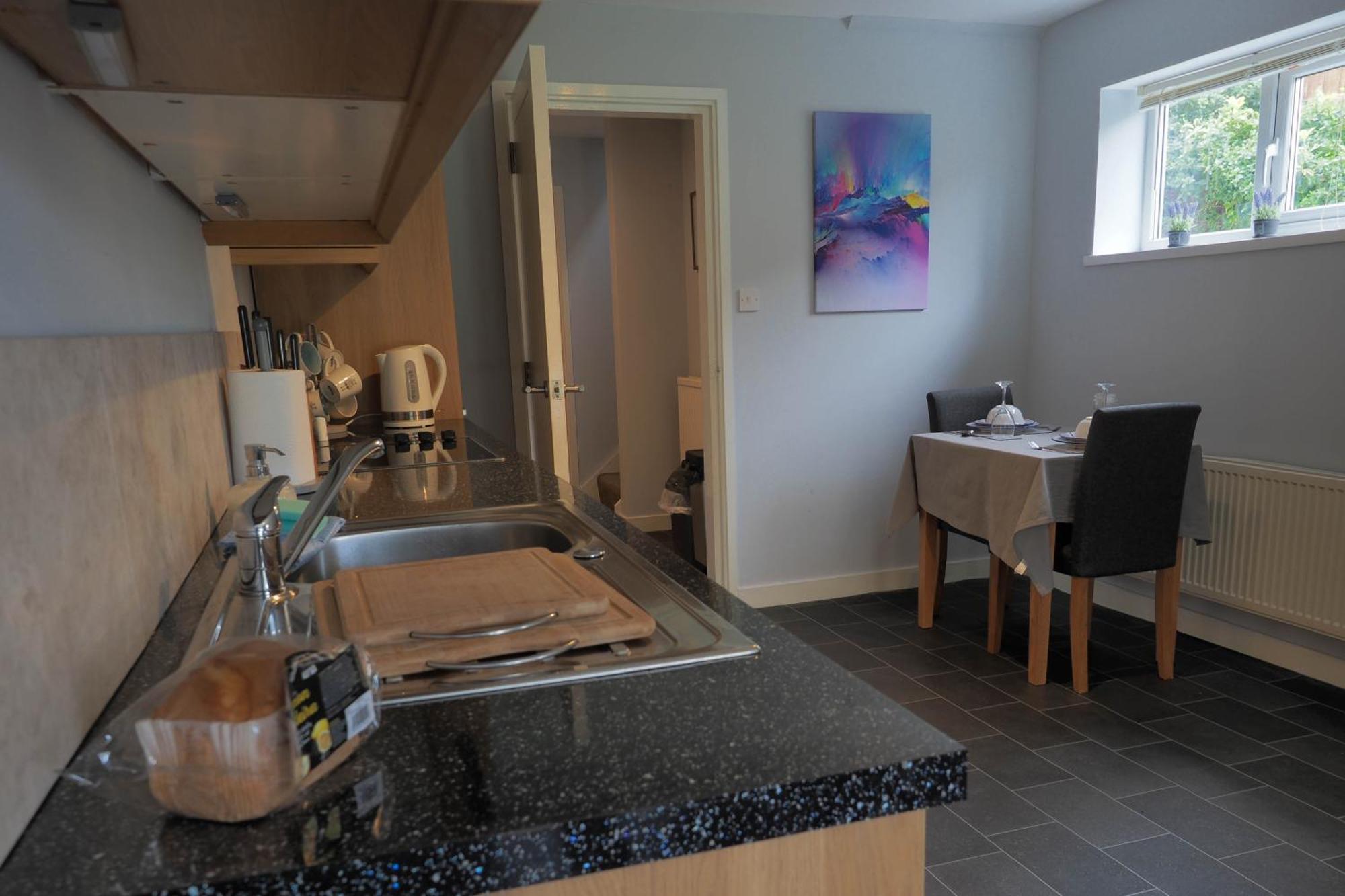 Owen'S Garden Hideaway Apartment Conwy Exterior photo